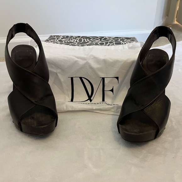 Diane von Furstenberg Slingback Heels - Picture 16 of 16